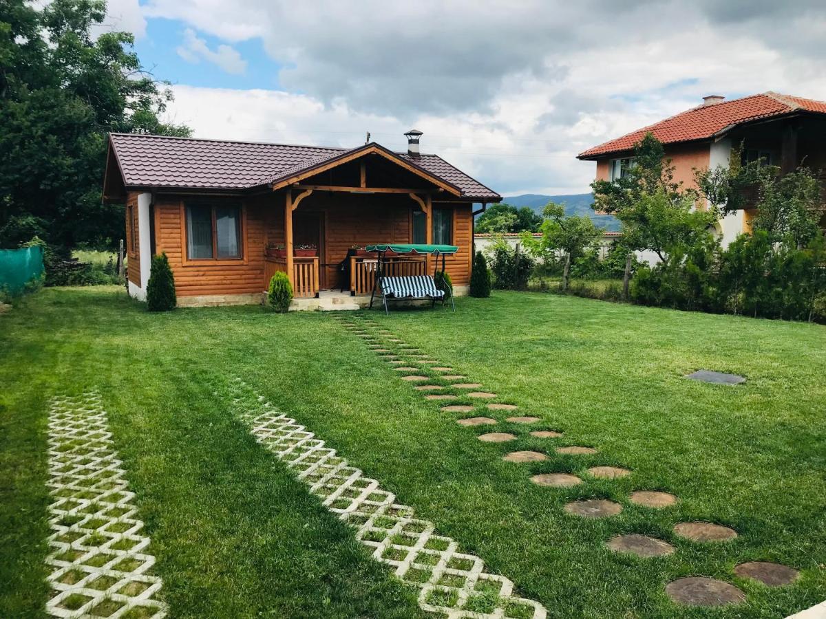 Къщи За Гости Михайлови Sapareva Banya ภายนอก รูปภาพ